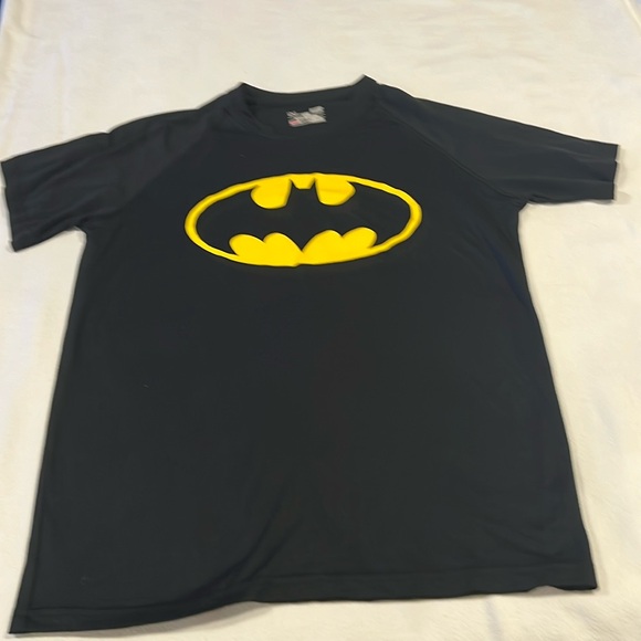 Under Armour Other - Under armour, Batman size small tee shirt